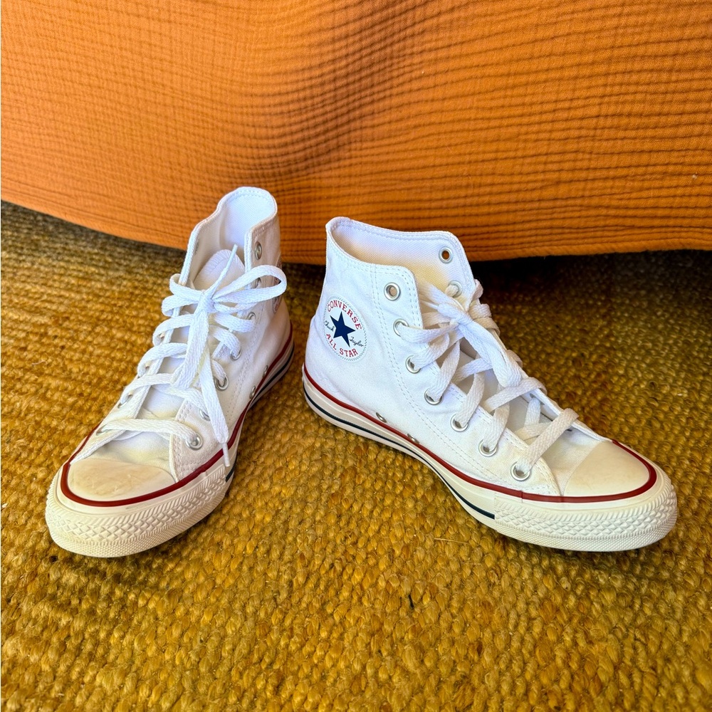 Almost new size 7.5 white high top Converse